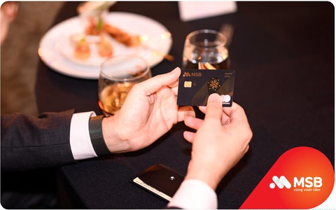 MSB trao thẻ tín dụng cao cấp Mastercard World Elite tới khách hàng- Ảnh 1. MSB trao thẻ tín dụng cao cấp Mastercard World Elite tới khách hàng- Ảnh 1.