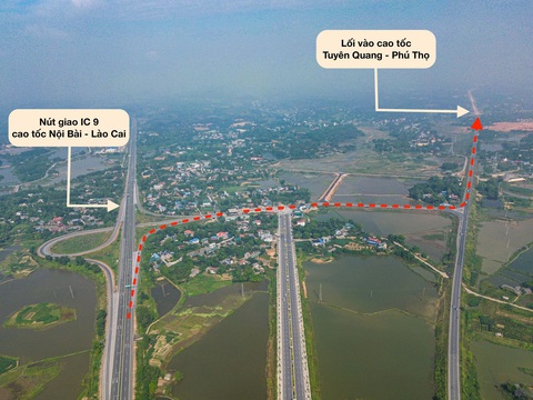 Toàn cảnh hướng đi từ nút giao IC9 cao tốc Nội Bài - Lào Cai tới cao tốc Tuyên Quang - Phú Thọ - Ảnh: HỒNG QUANG Toàn cảnh hướng đi từ nút giao IC9 cao tốc Nội Bài - Lào Cai tới cao tốc Tuyên Quang - Phú Thọ - Ảnh: HỒNG QUANG