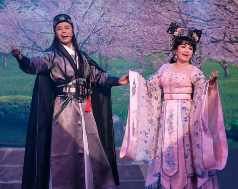 Tú Sương - Võ Minh Lâm: Từ Hai nghệ sĩ sánh vai trong vở Sóng gió Đại Minh triều - Ảnh: LINH ĐOAN