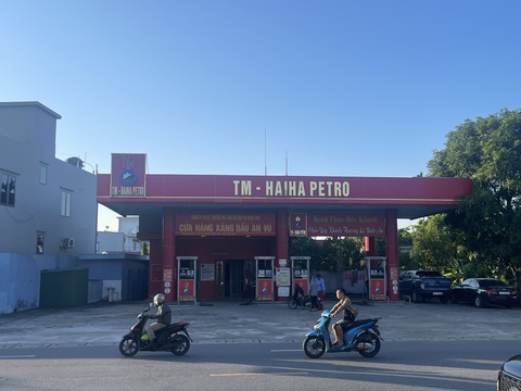 Khó rút giấy phép công ty đầu mối xăng dầu vi phạm vì 2 bộ chưa thống nhất- Ảnh 1. Công ty Hải Hà là doanh nghiệp được yêu cầu xử lý quỹ bình ổn - Ảnh: T.THẮNG