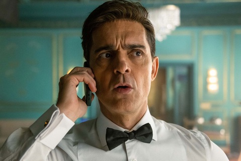 Money Heist: Berlin là phiên bản xào nấu thất bại của phần phim gốc- Ảnh 4. Pedro Alonso diễn hay vẫn không khiến Berlin tạo thiện cảm với khán giả - Ảnh: Radio Times