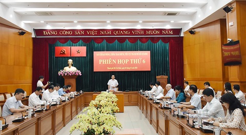 Bí thư Nguyễn Văn Nên: Sớm đưa vụ án Tập đoàn Vạn Thịnh Phát ra xét xử- Ảnh 1. Bí thư Thành ủy TP.HCM Nguyễn Văn Nên, trưởng Ban chỉ đạo, chủ trì phiên họp - Ảnh: THÀNH ỦY TP.HCM