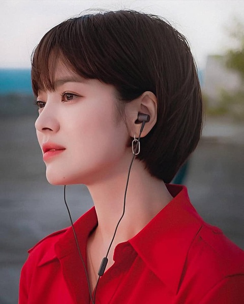 Những gương mặt đa dạng của Song Hye Kyo qua loạt phim ăn khách- Ảnh 4. Những gương mặt đa dạng của Song Hye Kyo qua loạt phim ăn khách- Ảnh 4.