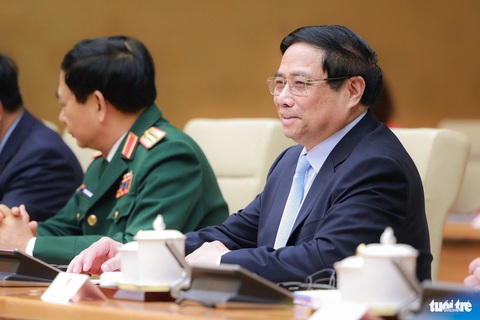 Thúc đẩy làm đường cao tốc, đường sắt nối Việt Nam và Lào- Ảnh 2. Thủ tướng Phạm Minh Chính tại hội đàm - Ảnh: HẢI NGUYỄN