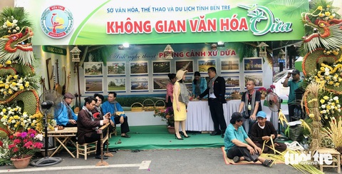 Không gian văn hóa dừa - Ảnh: HOÀI PHƯƠNG Không gian văn hóa dừa - Ảnh: HOÀI PHƯƠNG