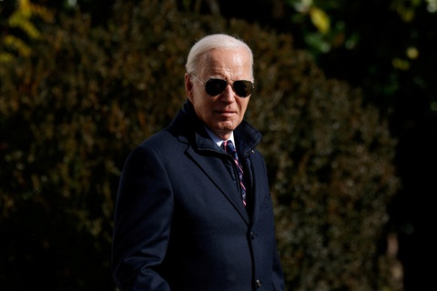 Ông Biden chỉ thiếu nước chửi thề khi nói về ông Trump- Ảnh 1. Tổng thống Mỹ Joe Biden tại Nhà Trắng (Washington, Mỹ) ngày 5-1 - Ảnh: REUTERS