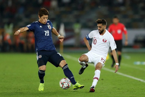Asian Cup 2023: Cuộc đua khó đoán- Ảnh 1. Qatar (phải) từng đánh bại Nhật Bản để lên ngôi vô địch Asian Cup 2019 - Ảnh: Getty Images