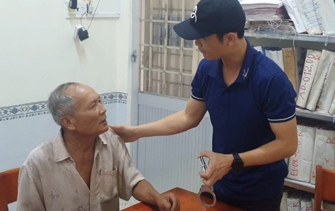 Bắt bị can giết 6 người, trốn truy nã 43 năm: Công an trả được món nợ gần nửa thế kỷ- Ảnh 1. Với Công an Quảng Ngãi, bắt được bị can Phan Thanh Việt là đã trả được món nợ gần nửa thế kỷ với người dân - Ảnh: Công an Quảng Ngãi