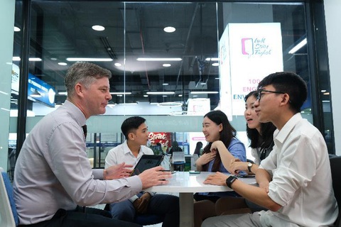 Wall Street English Việt Nam cột mốc 10 năm phát triển- Ảnh 2. Wall Street English Việt Nam cột mốc 10 năm phát triển- Ảnh 2.