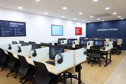 Wall Street English Việt Nam cột mốc 10 năm phát triển- Ảnh 4. Wall Street English Việt Nam cột mốc 10 năm phát triển- Ảnh 4.