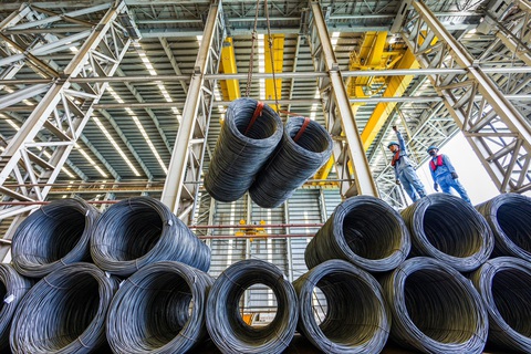 Tin tức sáng 9-1: Bất động sản sẽ hồi phục trong 2024; Giá vé máy bay Tết vẫn cao- Ảnh 1. Các doanh nghiệp thép tăng đầu tư, tiêu thụ thép hồi phục trong năm 2024 - Ảnh: H.P