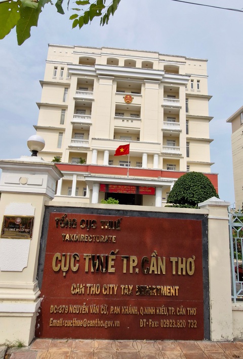 Cần Thơ thu 131 tỉ tiền phạt từ các hồ sơ chuyển nhượng bất động sản nghi trốn thuế- Ảnh 1. Cục Thuế TP Cần Thơ thu được 131 tỉ đồng tiền phạt từ các hồ sơ chuyển nhượng bất động sản, nghi trốn thuế - Ảnh: LÊ DÂN