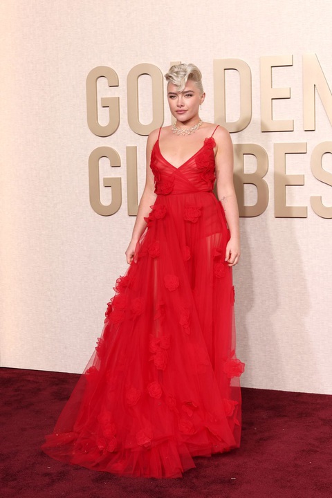 Siêu mẫu Heidi Klum soán ngôi mặc đẹp thảm đỏ Quả cầu vàng 2024- Ảnh 3. Florence Pugh