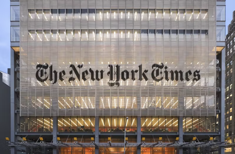 Bị tố xài dữ liệu trái phép, OpenAI kiện ngược báo New York Times- Ảnh 1. Tòa soạn báo New York Times - Ảnh: SHILDAN GROUP