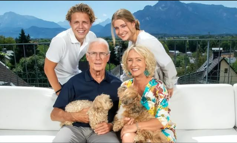 'Hoàng đế' Beckenbauer qua đời để lại khối tài sản 150 triệu euro- Ảnh 6. 'Hoàng đế' Beckenbauer qua đời để lại khối tài sản 150 triệu euro- Ảnh 6.