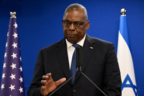 Bộ trưởng Quốc phòng Mỹ Lloyd Austin - Ảnh: AFP Bộ trưởng Quốc phòng Mỹ Lloyd Austin giấu nhẹm chuyện bị ung thư tuyến tiền liệt đến tận ngày 9-1 - Ảnh: AFP