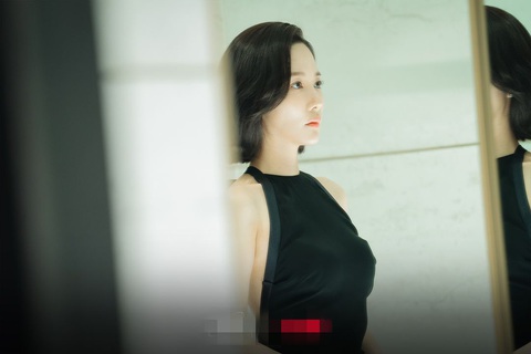 Park Min Young lột xác 180 độ khiến tình đầu xao xuyến trong Marry my husband- Ảnh 4. Park Min Young lột xác ngoại hình, lấy lại tự tin để báo thù những người khiến cô tổn thương