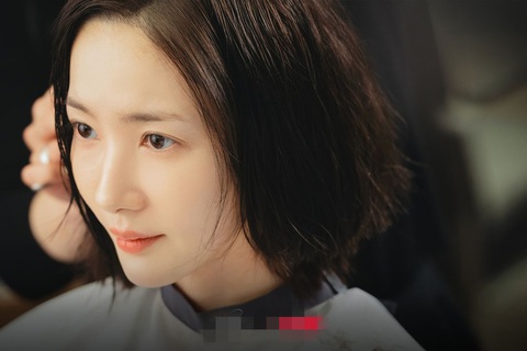 Park Min Young lột xác 180 độ khiến tình đầu xao xuyến trong Marry my husband- Ảnh 3. Park Min Young lột xác 180 độ khiến tình đầu xao xuyến trong Marry my husband- Ảnh 3.