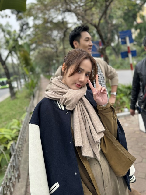 Hé lộ ảnh hậu trường nhí nhố của ‘Chúng ta của 8 năm sau’- Ảnh 3. Hé lộ ảnh hậu trường nhí nhố của ‘Chúng ta của 8 năm sau’- Ảnh 3.