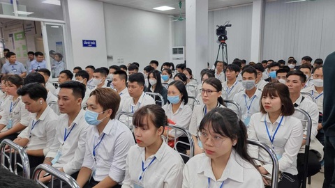 Hàn Quốc gỡ lệnh cấm tiếp nhận với lao động 4 tỉnh của Việt Nam- Ảnh 1. Hàn Quốc gỡ lệnh cấm tiếp nhận với lao động 4 tỉnh của Việt Nam- Ảnh 1.