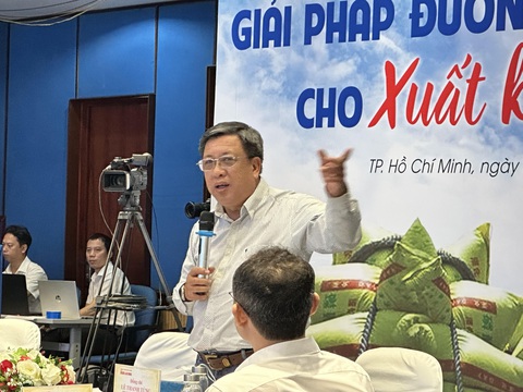 Giá gạo 600 USD hay 1.000 USD/tấn đều là công sức chính của nông dân- Ảnh 1. Ông Lê Thanh Tùng, phó cục trưởng Cục Trồng trọt, nêu giải pháp đi liền với lợi ích nông dân xoay quanh gạo xuất khẩu - Ảnh: THẢO THƯƠNG