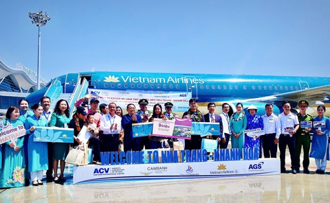 Vị khách du lịch thứ 9 triệu đến Khánh Hòa - Ảnh 3. Vị khách du lịch thứ 9 triệu đến Khánh Hòa - Ảnh 3.