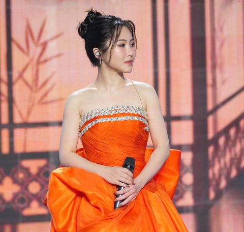 Đơn vị đăng thông tin sai sự thật về Hương Tràm bị phạt 10 triệu đồng - Ảnh 2. Đơn vị đăng thông tin sai sự thật về Hương Tràm bị phạt 10 triệu đồng - Ảnh 2.