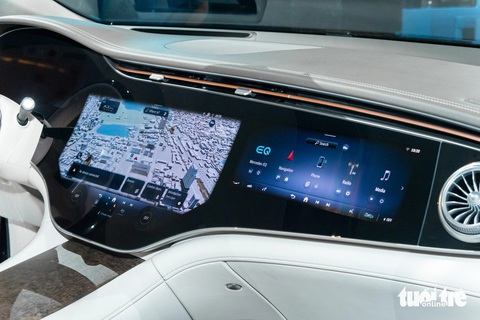 Mercedes-Maybach EQS 680 ra mắt Việt Nam: Giá 7,61 tỉ đồng, còn trên sân khấu đã có khách chốt - Ảnh 11.