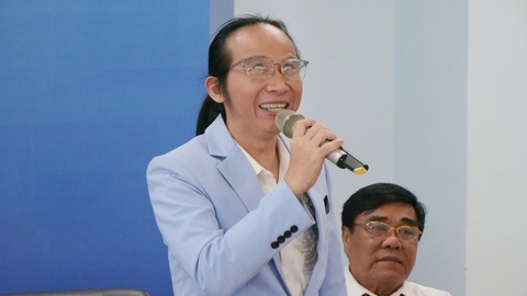 Minh Vương, Cẩm Tiên hát gây quỹ giúp bà con Bạc Liêu, Cà Ma - Ảnh 3. Minh Vương, Cẩm Tiên hát gây quỹ giúp bà con Bạc Liêu, Cà Ma - Ảnh 3.