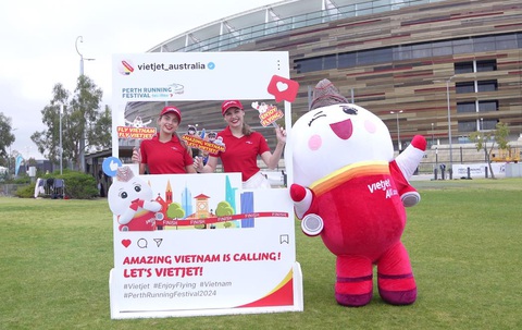 Thưởng ngoạn mùa xuân Australia tại giải marathon Perth Running Festival 2024 - Ảnh 1.