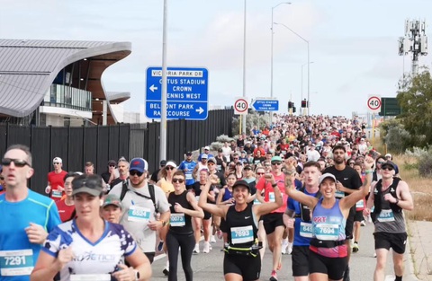 Thưởng ngoạn mùa xuân Australia tại giải marathon Perth Running Festival 2024 - Ảnh 8.