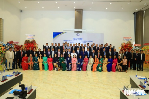 Ông Mai Hữu Tín tái cử chủ tịch Liên đoàn doanh nghiệp tỉnh Bình Dương - Ảnh 2. Ông Mai Hữu Tín tái cử chủ tịch Liên đoàn Doanh nghiệp Bình Dương - Ảnh 2.