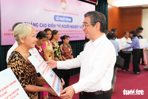 Tháng cao điểm vì người nghèo, TP.HCM hưởng ứng
