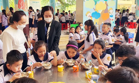 Ban đại diện cha mẹ học sinh đại diện cho ai? Kỳ cuối: Làm sao để hoạt động đúng chức trách? - Ảnh 1. Ban đại diện cha mẹ học sinh đại diện cho ai? Kỳ cuối: Làm sao để hoạt động đúng chức trách? - Ảnh 1.