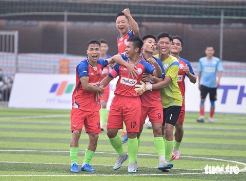 Công đoàn Nghệ An và Công đoàn Quảng Nam vào chung kết - Ảnh 2.
