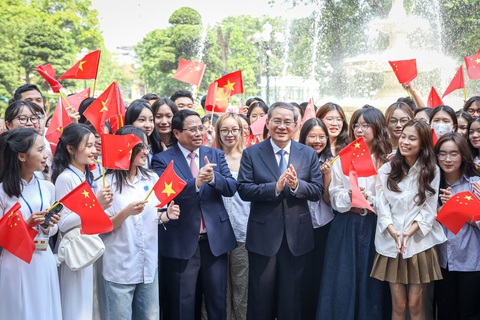 Hàng Việt sẽ tiến sâu hơn vào Trung Quốc - Ảnh 1. Hàng Việt sẽ tiến sâu hơn vào Trung Quốc - Ảnh 1.