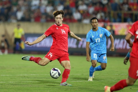 Hoàng Đức, Đặng Văn Lâm muốn đưa CLB Phù Đổng Ninh Bình lên chơi V-League - Ảnh 2. Hoàng Đức, Đặng Văn Lâm muốn đưa CLB Phù Đổng Ninh Bình lên chơi V-League - Ảnh 2.