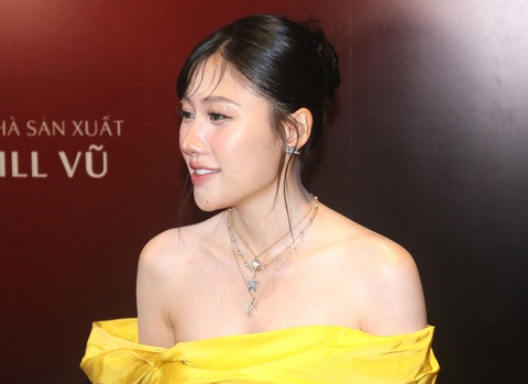 Em gái Trấn Thành nói lý do đóng nữ chính 'phông bạt' trong Cô dâu hào môn - Ảnh 2. Em gái Trấn Thành nói lý do đóng nữ chính 'phông bạt' trong Cô dâu hào môn - Ảnh 2.