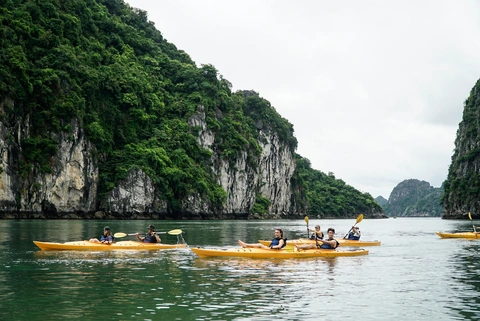 Nạn nhân vụ đặt phòng bị lừa hơn 1 tỉ đồng kể lại khoảnh khắc định mệnh - Ảnh 3. Nạn nhân vụ đặt phòng khách sạn bị lừa hơn 1 tỉ đồng kể lại khoảnh khắc định mệnh - Ảnh 4.