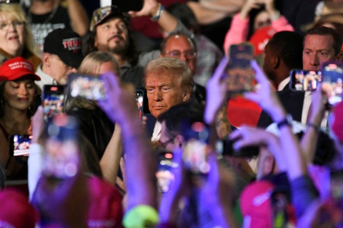 Ông Trump và bà Harris giành chiến địa Pennsylvania - Ảnh 1. Ông Trump và bà Harris giành chiến địa Pennsylvania - Ảnh 1.