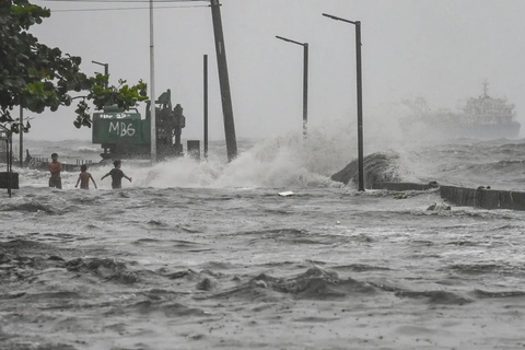 Việt Nam và Đông Nam Á sẽ hứng chịu mưa lớn bất thường vào cuối năm 2024 do La Nina - Ảnh 1.