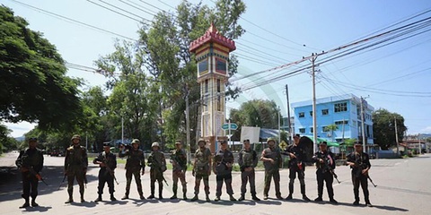 Quân đội Myanmar mất thị trấn chiến lược ven đường cao tốc sang Trung Quốc - Ảnh 1. Quân đội Myanmar mất thị trấn chiến lược ven đường cao tốc sang Trung Quốc - Ảnh 1.