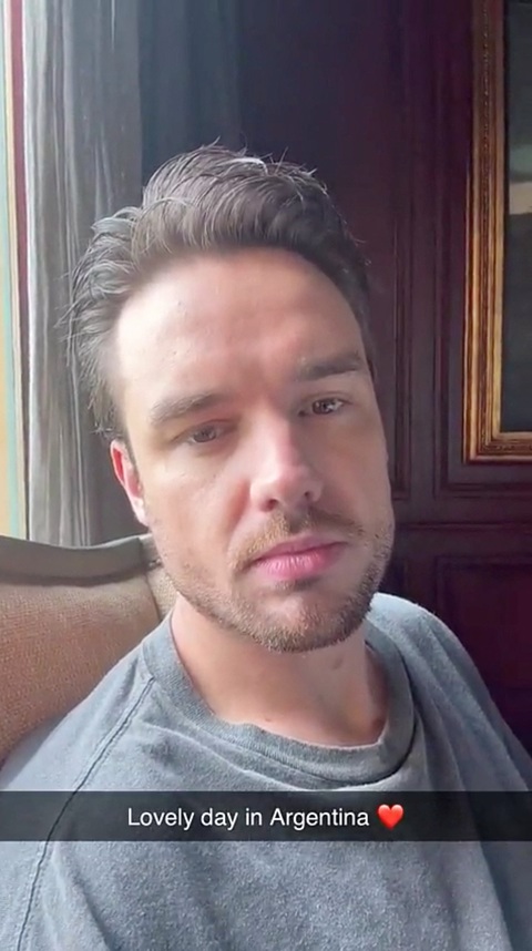 Ca sĩ Liam Payne của ban nhạc One Direction tử vong sau khi rơi từ tầng ba khách sạn ở Argentina - Ảnh 4. Ca sĩ Liam Payne của ban nhạc One Direction tử vong sau khi rơi từ tầng ba khách sạn ở Argentina - Ảnh 4.