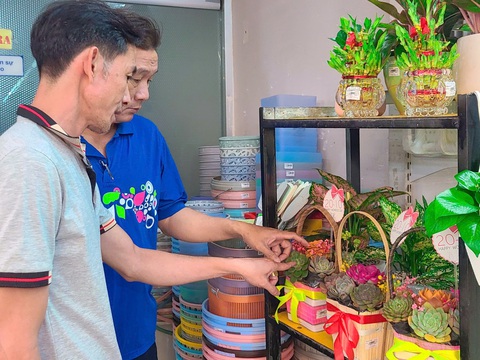 Xu hướng quà tặng 20-10 đơn giản, thiết thực - Ảnh 1. Xu hướng quà tặng 20-10 đơn giản, thiết thực - Ảnh 1.