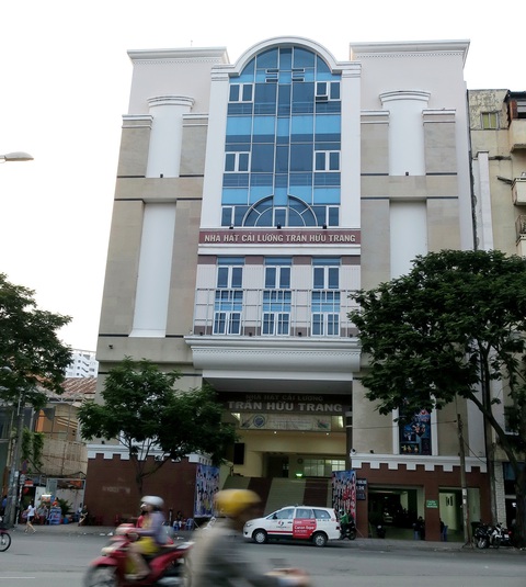 Thiếu cơ sở vật chất, văn hóa và thể thao