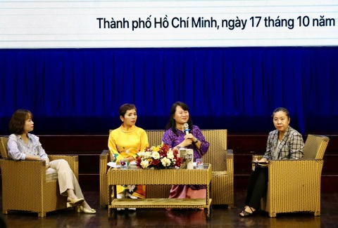 Tác phẩm của Han Kang đào sâu vào những vấn đề hệ trọng về đời sống - Ảnh 1. Tác gia Nobel Văn chương Han Kang là người phụ nữ dũng cảm nhất thế giới - Ảnh 1.