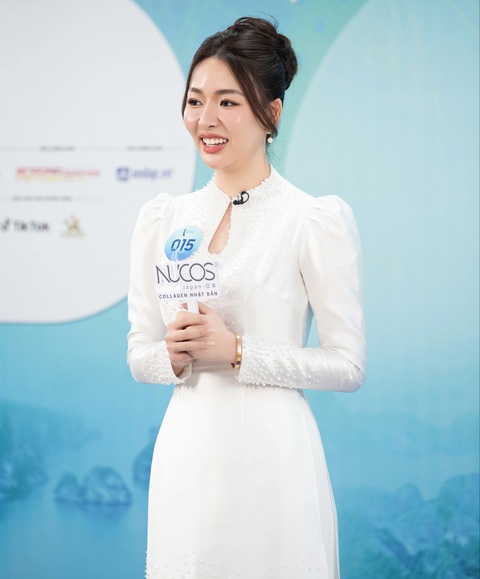 MC song ngữ, giảng viên, hoa khôi, á hậu thi Hoa hậu Quốc gia Việt Nam - Ảnh 3. MC song ngữ, giảng viên, hoa khôi, á hậu thi Hoa hậu Quốc gia Việt Nam - Ảnh 3.
