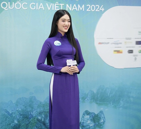 MC song ngữ, giảng viên, hoa khôi, á hậu thi Hoa hậu Quốc gia Việt Nam - Ảnh 6. MC song ngữ, giảng viên, hoa khôi, á hậu thi Hoa hậu Quốc gia Việt Nam - Ảnh 6.