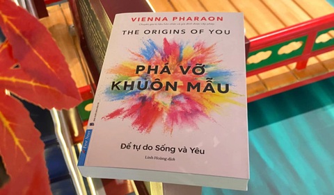 Phá vỡ khuôn mẫu để tự do sống và yêu - Ảnh 2. Phá vỡ khuôn mẫu để tự do sống và yêu - Ảnh 2.