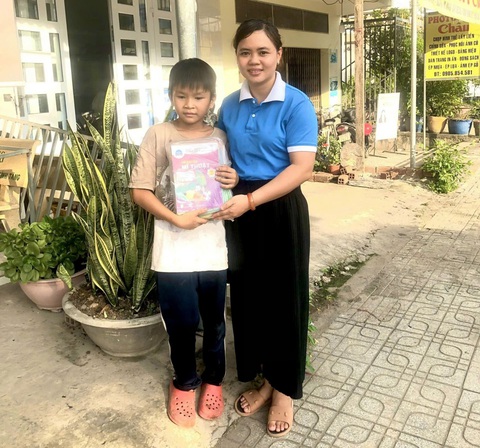 'Biệt đội tóc dài' nhân ái - Ảnh 10.